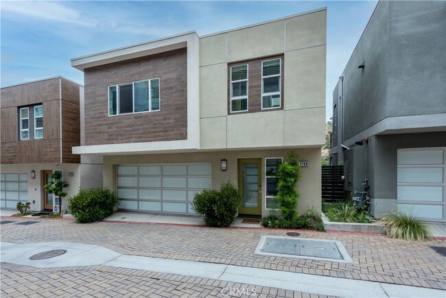 Building Photo - 2768 Wright Ln