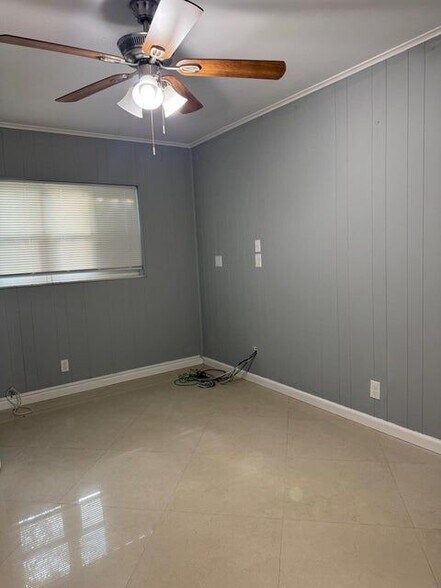 Building Photo - 11050 NW 36th St