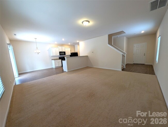 Building Photo - 8321 Kneller St