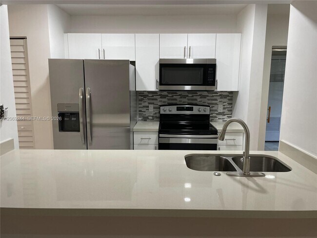 Building Photo - 15325 SW 106th Terrace
