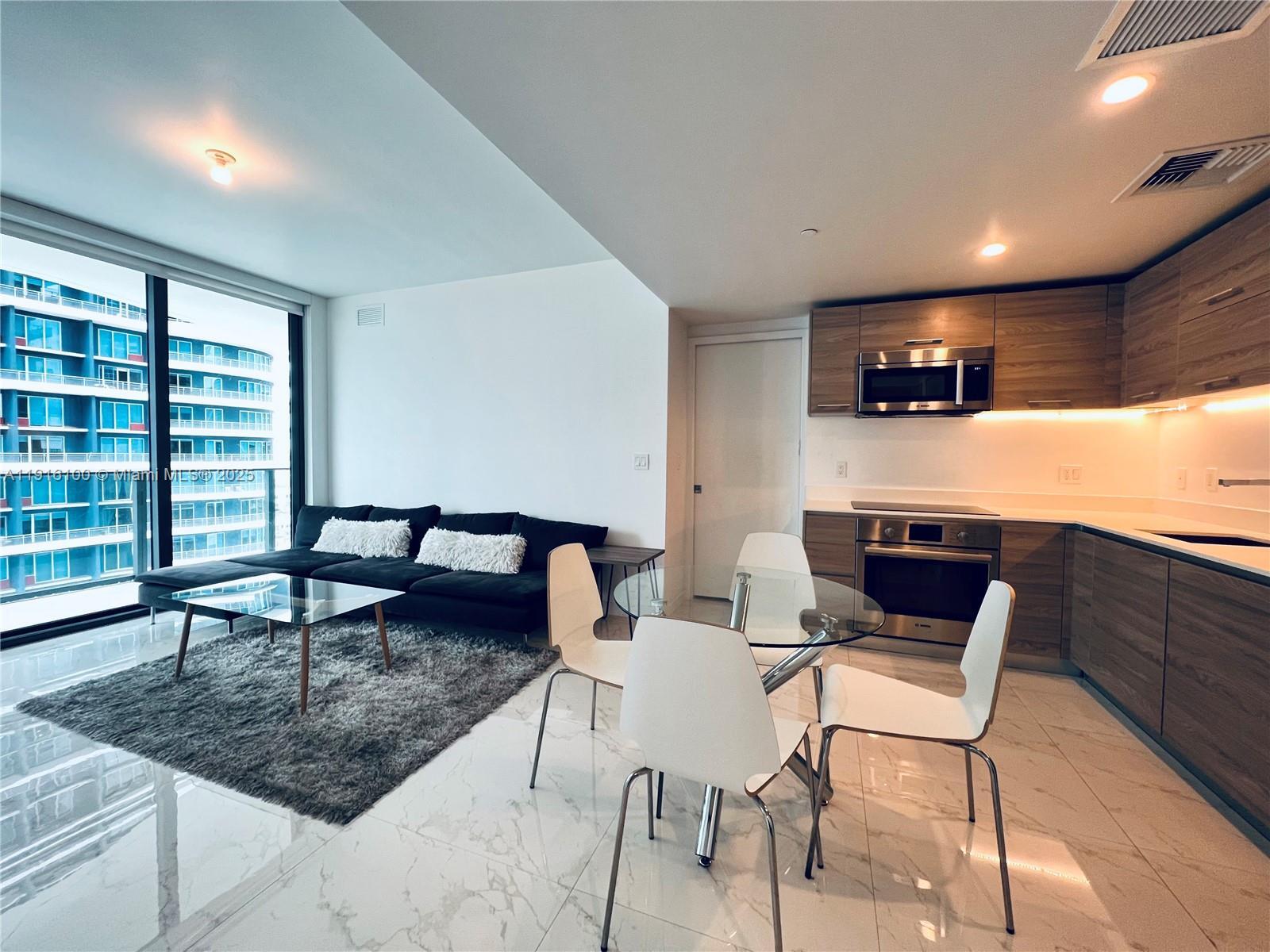 Building Photo - 1300 S Miami Ave