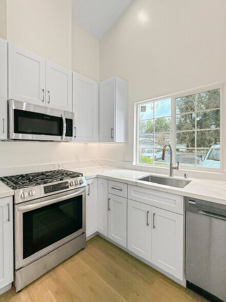 Building Photo - 23328 Weller Pl