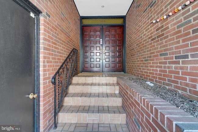 Building Photo - 116 South St