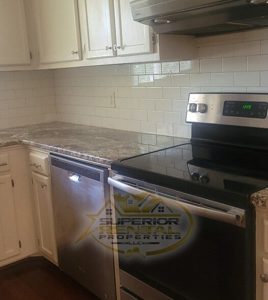 Building Photo - 13 Tomafield Ct