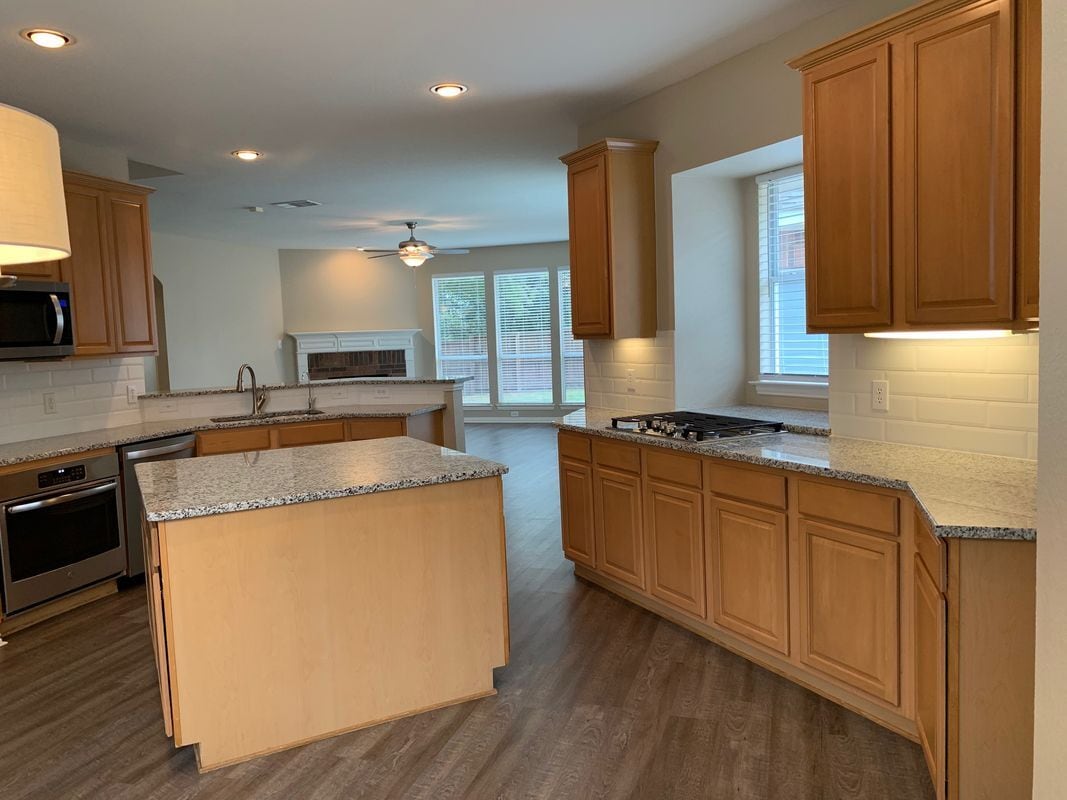 Building Photo - 2644 Dunbar Dr