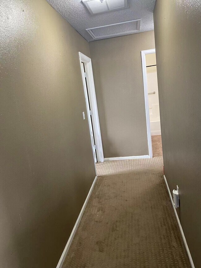 Building Photo - 19312 E 58th Pl