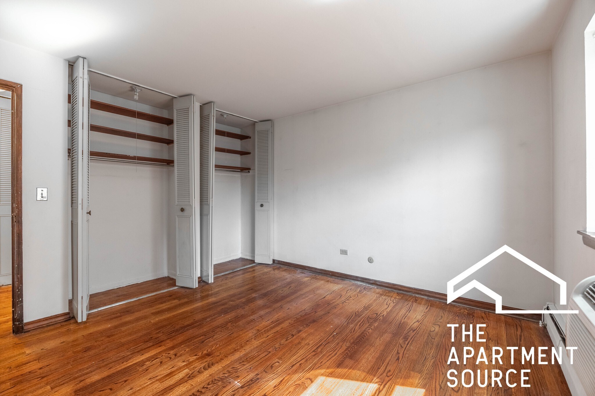 Building Photo - 420 W Aldine Ave