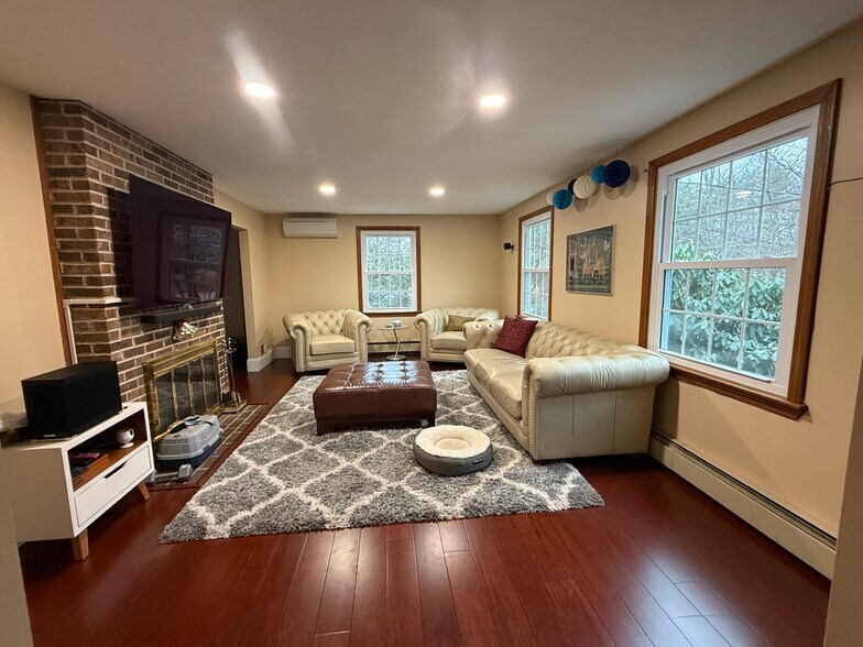 Living room - 34 Hitching Post Ln