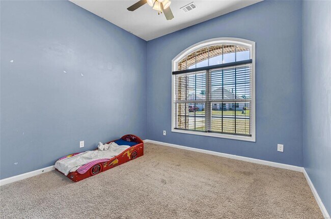 Building Photo - 816 Hedgefield Way