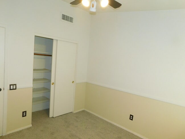 Building Photo - 3510 E Edna Ave