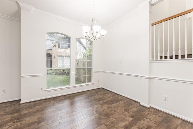 Building Photo - 5026 Bellmead Dr