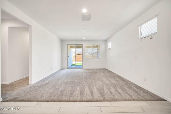 Building Photo - 8830 W Pasadena Ave