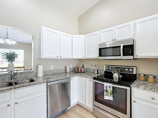 Building Photo - 1639 Saddlehorn Dr