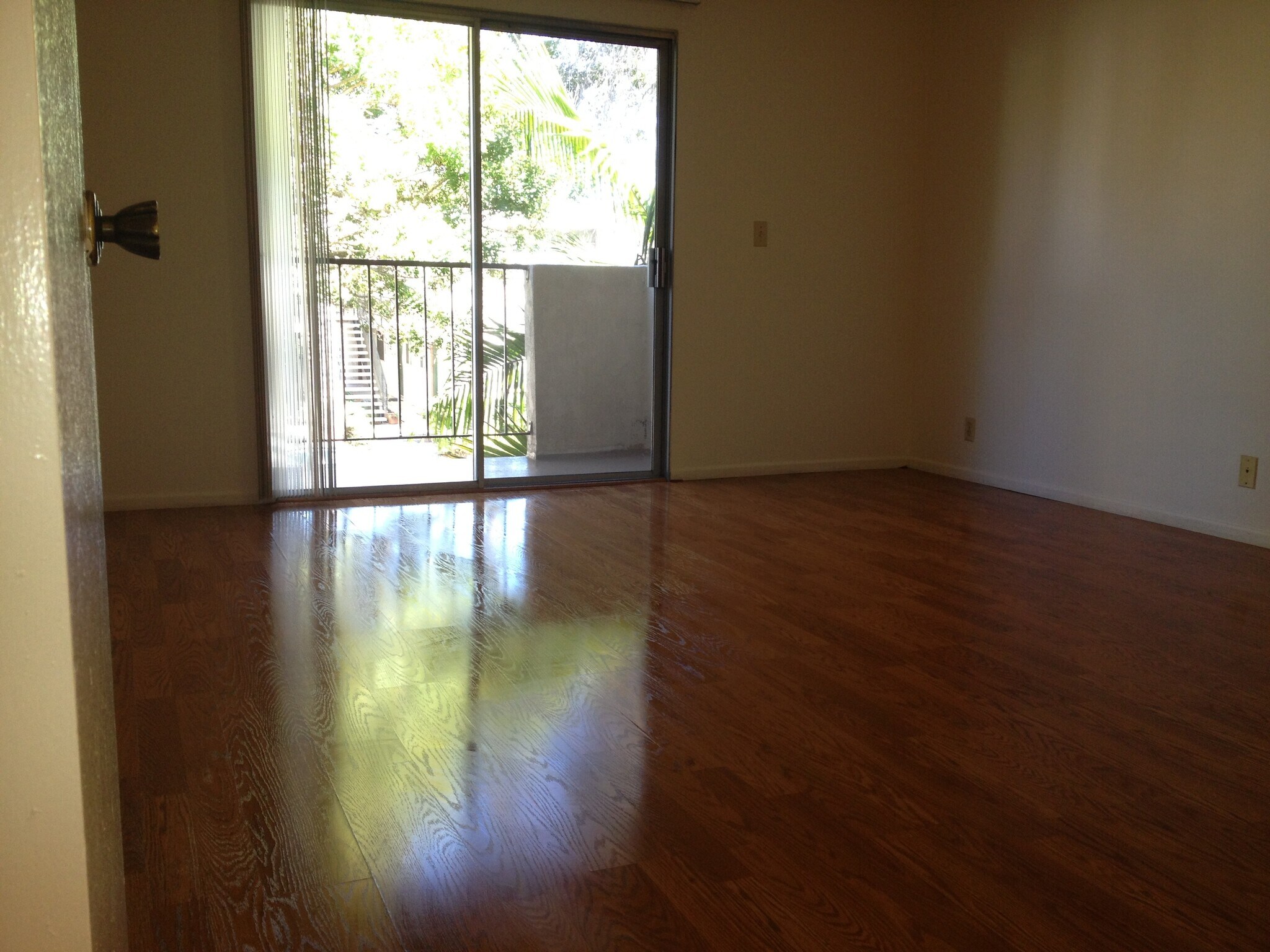 Building Photo - 333 Mathilda Dr