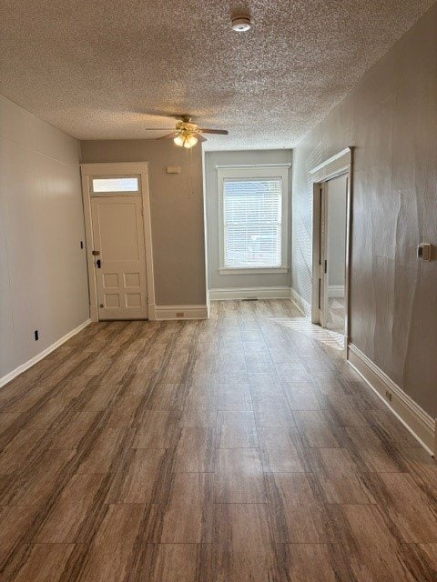 Building Photo - 15 S Hoback St