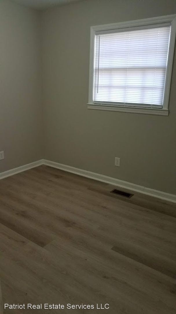 Building Photo - 6422 Waldos Beach Rd