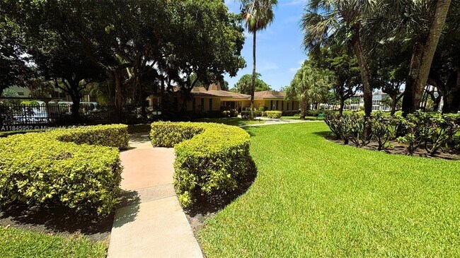 Building Photo - 5001 NW 34th St