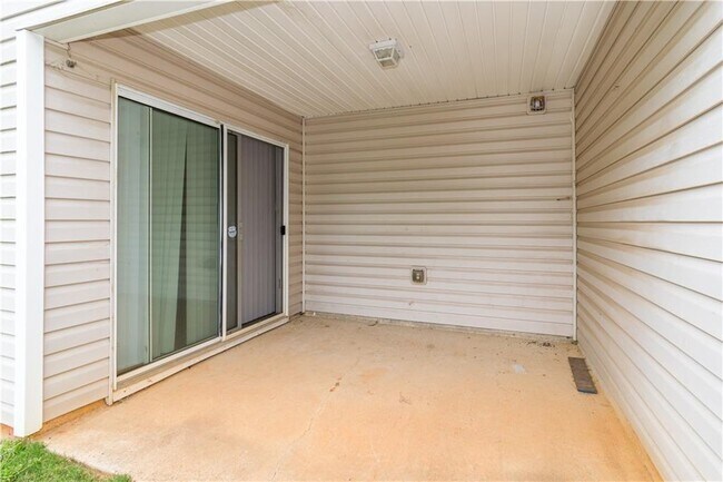 Building Photo - 5795 Mountain Top Pl