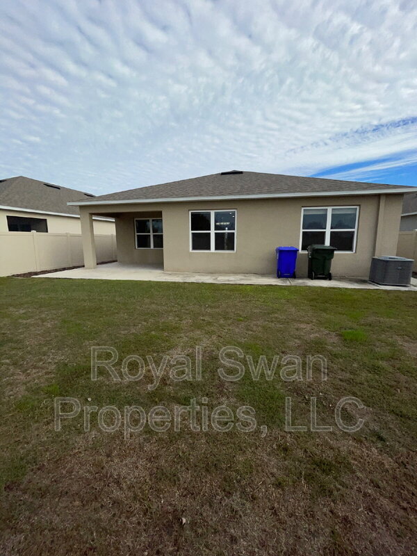 Building Photo - 5619 Siltstone St