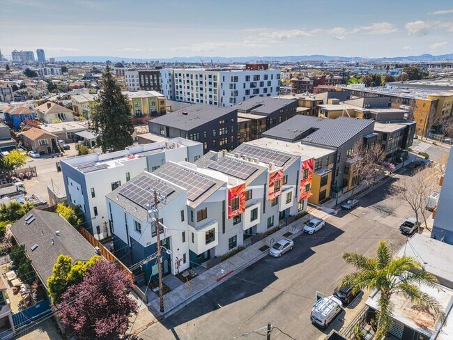 Building Photo - ArtHaus Yerba Buena: New Luxury Apartment!...