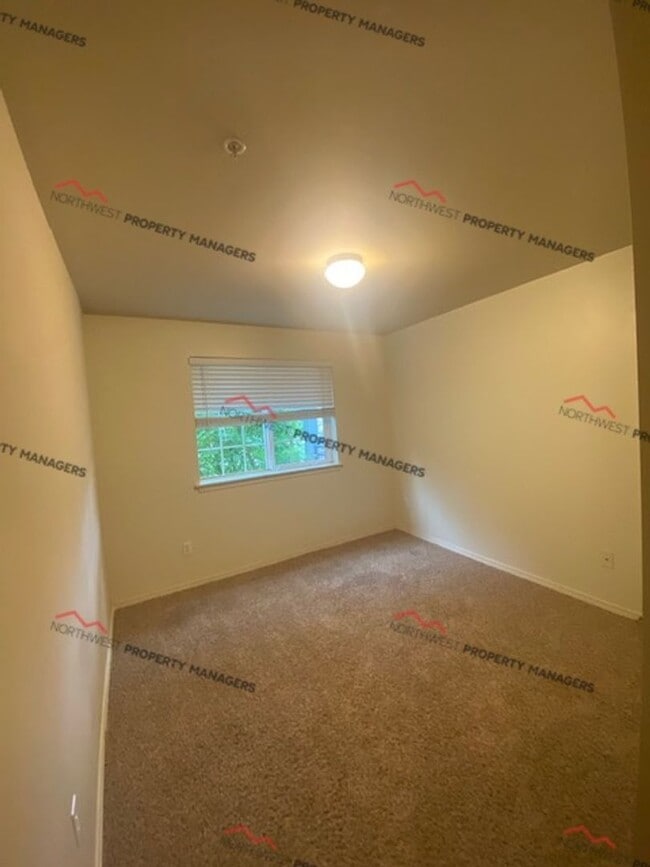 Building Photo - STATUS: AVAILABLE | R202 | $1895.00 + $100...