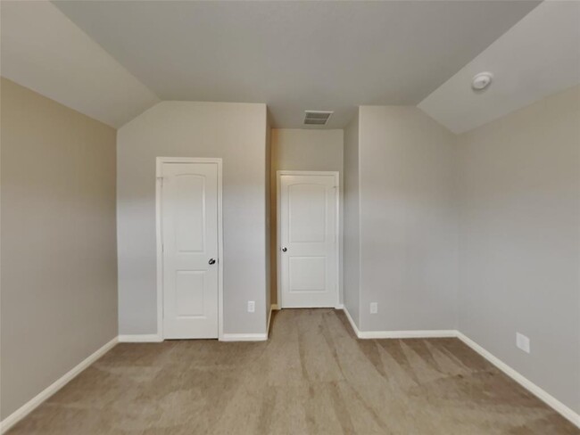 Building Photo - 7523 Merrylands Dr