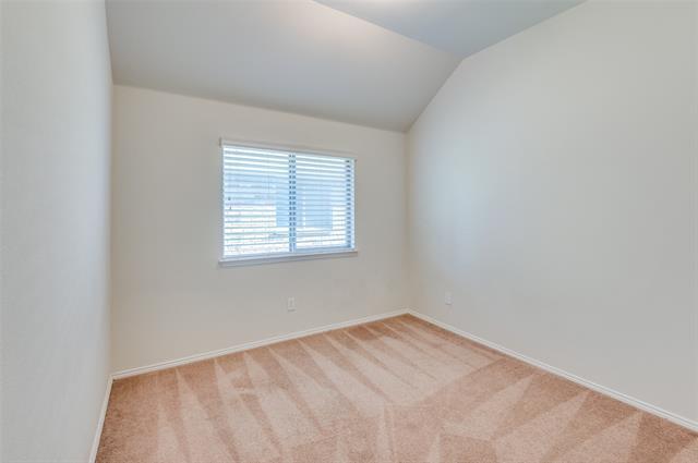 Building Photo - 347 Creekside Way