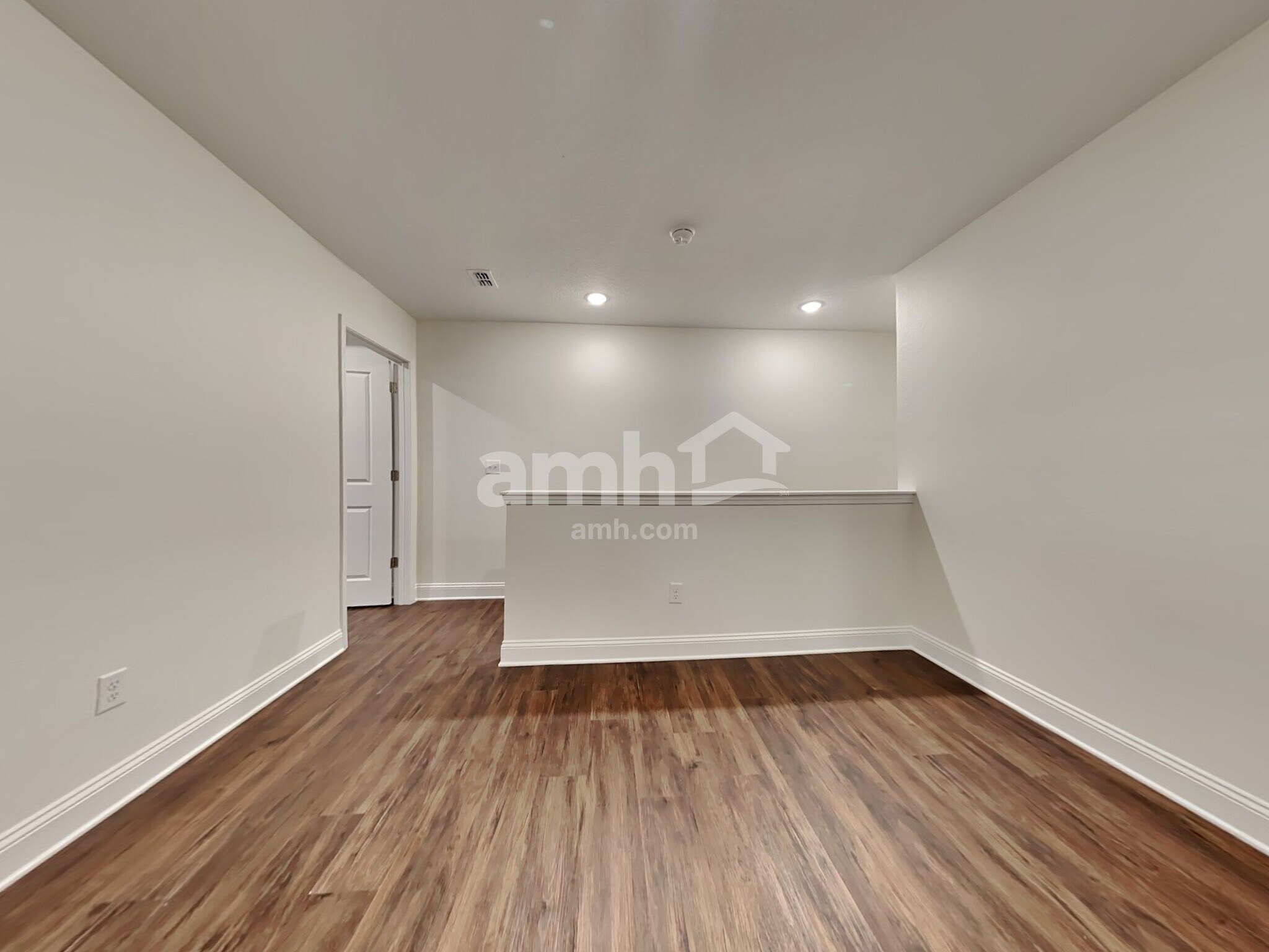 Building Photo - 389 Onate Cir