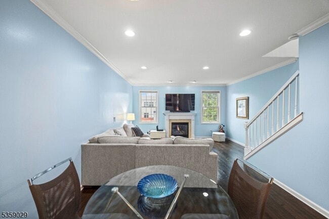 Building Photo - 472 Hartford Dr