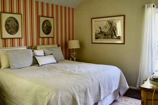 Building Photo - 1144 Sizemore Rd