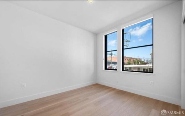 Building Photo - 901 Tennessee St