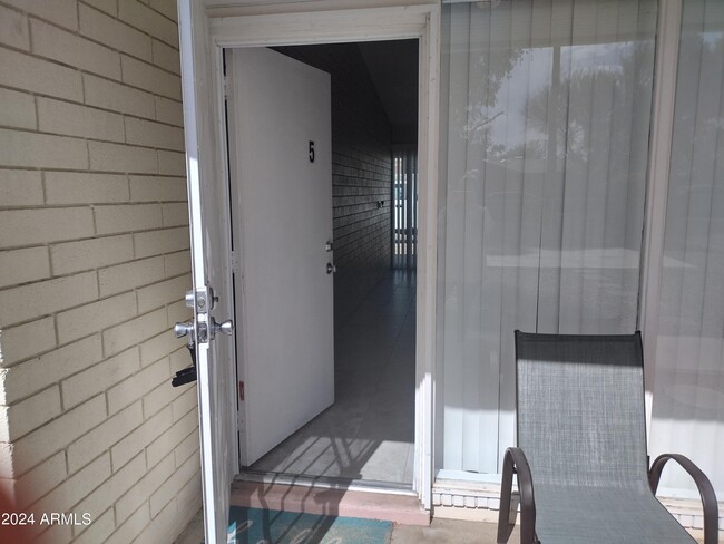 Building Photo - 2602 N 46th St