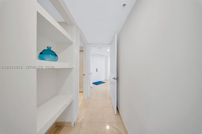 Building Photo - 6301 Collins Ave