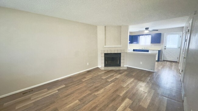 Building Photo - 2344 Split Rock Dr