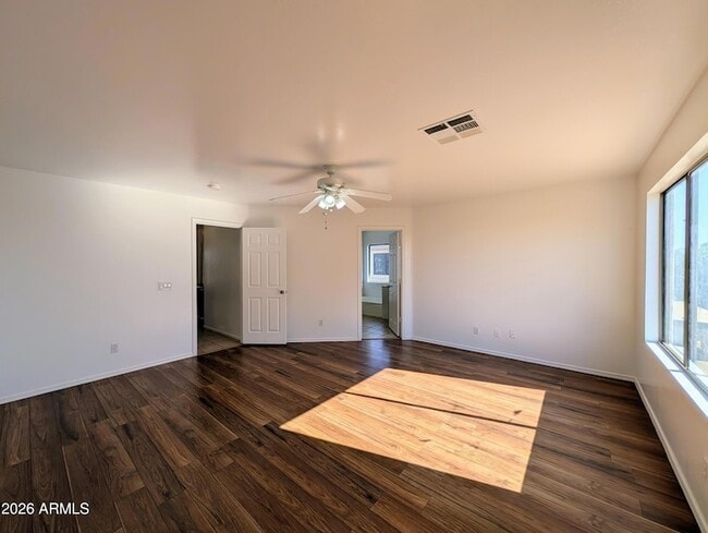 Building Photo - 6416 N 78th Ln