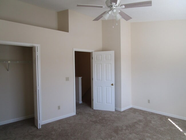 Building Photo - 605 Archdale Dr