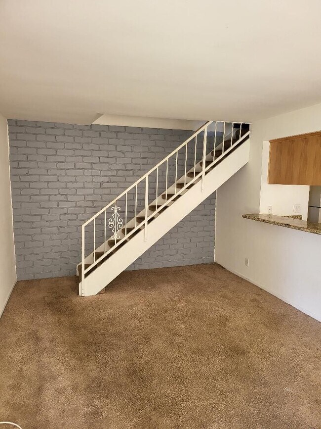 Building Photo - Sharp Townhouse on Victoria Avenue across from the Marina