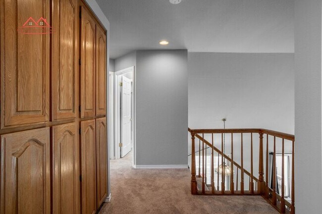 Building Photo - 6497 Hirabayashi Dr