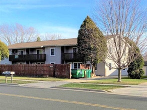 Building Photo - 235 Broadway Dr