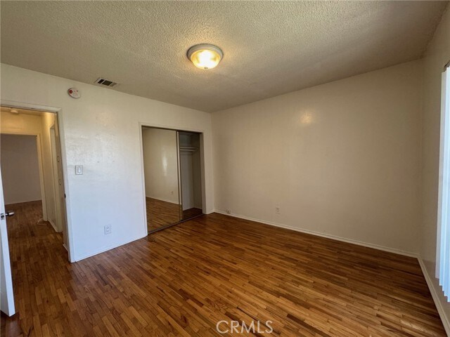 Building Photo - 1372 W 36th St
