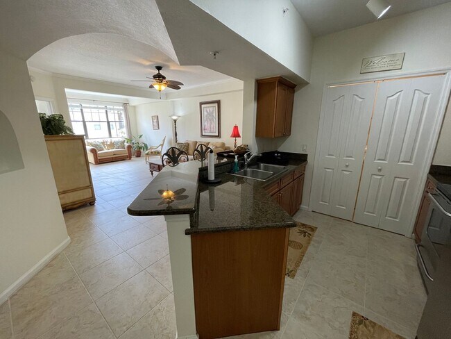 Building Photo - ANNUAL RENTAL - FULLY FURNISHED 1 BED / 1 ...