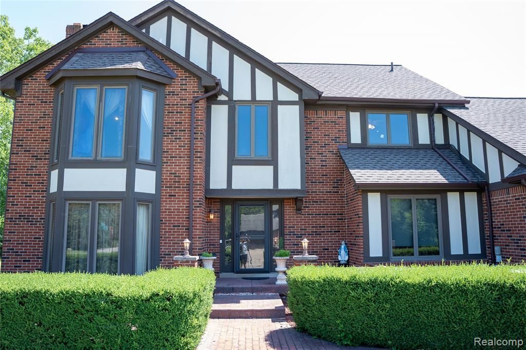 Building Photo - 6651 Arlington Dr