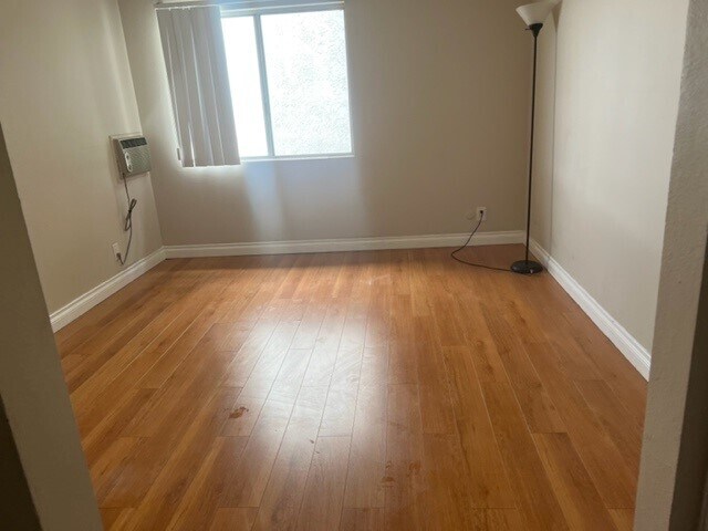 Building Photo - 21801 Roscoe Blvd