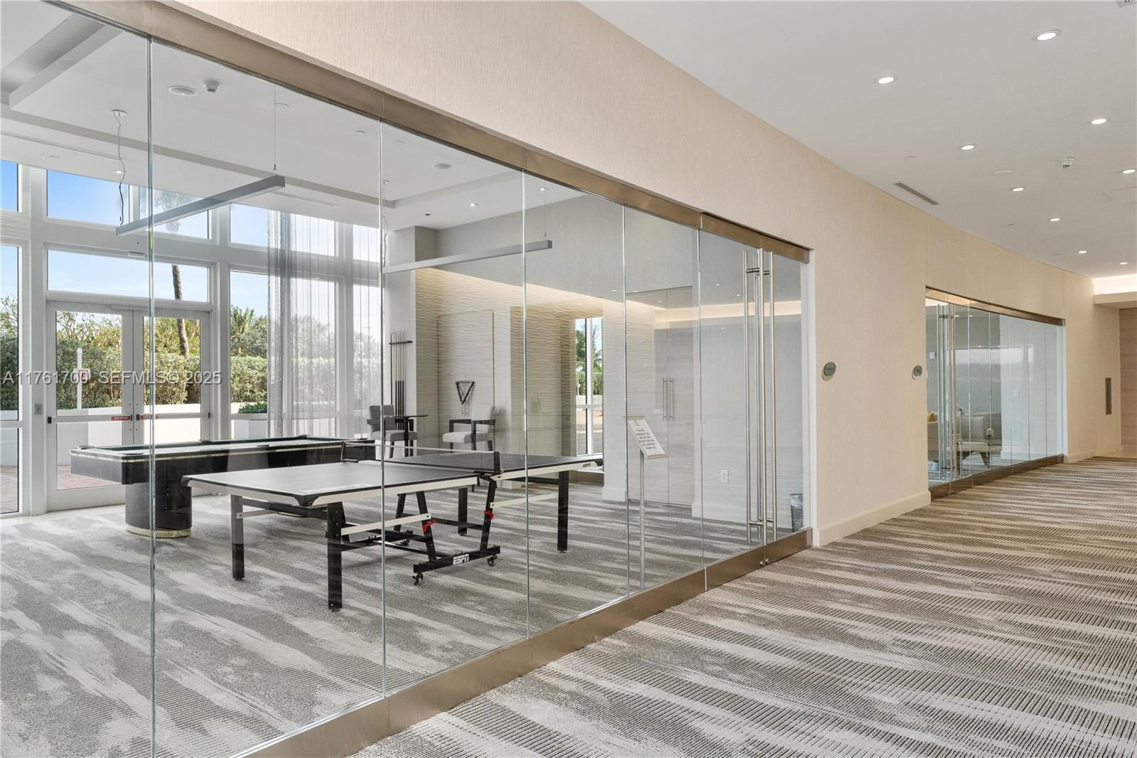 Building Photo - 18201 Collins Ave