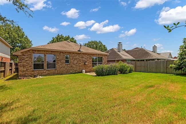 Building Photo - 10711 Gilford Crest Dr