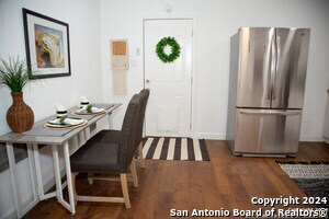 Building Photo - 219 N San Horacio Ave