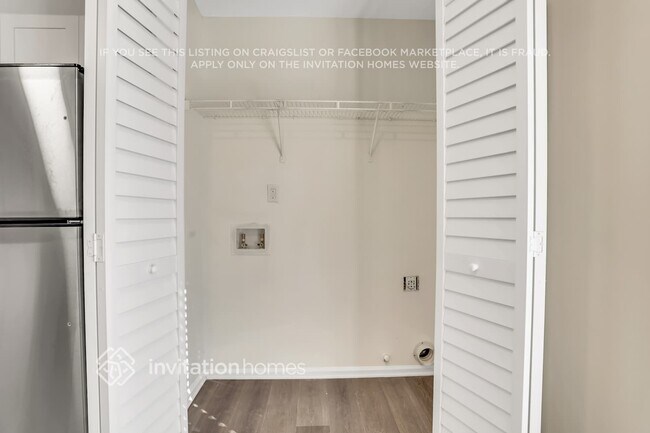 Building Photo - 1363 Ambercrest Way