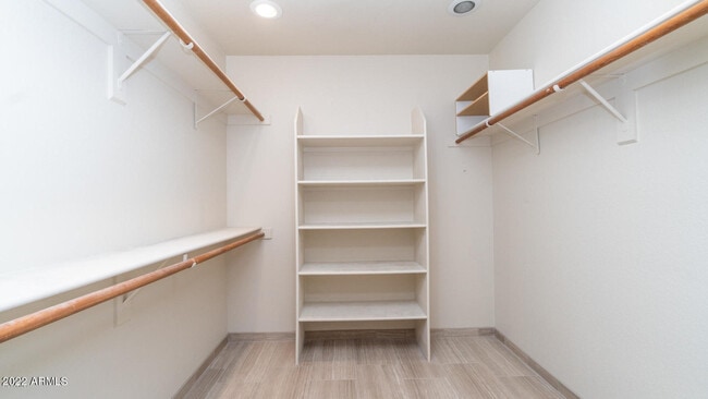 Building Photo - 3625 E Rosemonte Dr