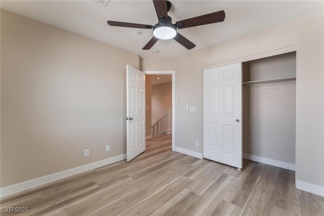 Building Photo - 9169 Column Ct