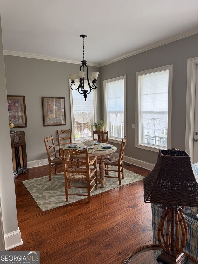 Building Photo - 102 Riverfront Cir